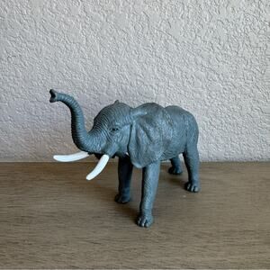 Boley Nature‎ World Realistic Elephant Toy – Wild Animal Figure